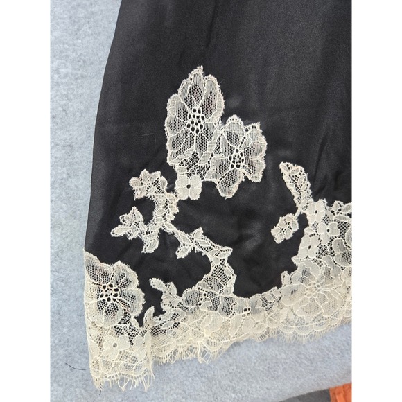 Victoria's Secret Black Lace Trim Slip Dress Camisole Lingerie Nightgown Size S - Picture 2 of 6